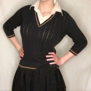 B. Miss Collared Sweater 90s